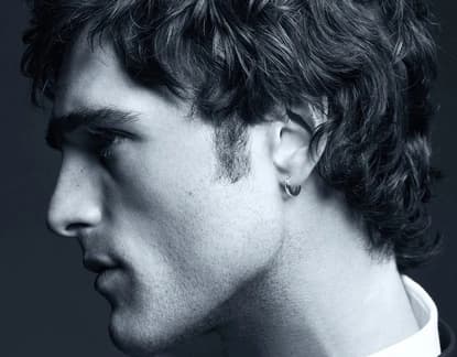 Джейкъб Елорди, лицето на новия аромат на Chanel ''Bleu De Chanel'', като въплъщение на модерния инстинкт 